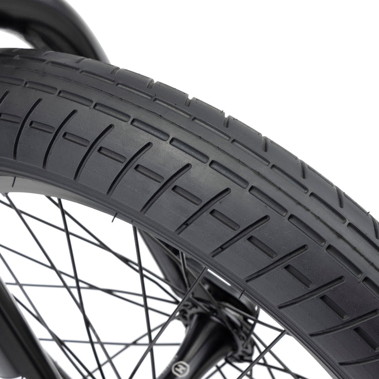 Kicker 18" 2026