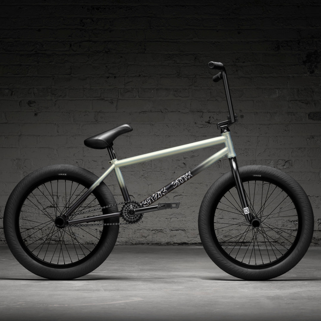BMX 2022 KINK SWITCH - メルカリ